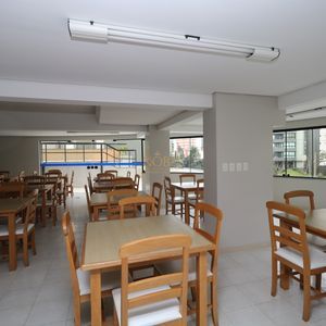 Apartamento com 157m², 3 dormitórios, 1 suíte, 2 vagas no Torre do Sol em Torres para Comprar