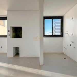 Apartamento com 78m², 2 dormitórios, 1 suíte, 2 vagas no Vista Mare em Torres para Comprar