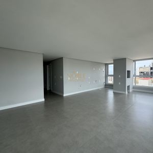 Apartamento com 102m², 3 dormitórios, 1 suíte, 2 vagas no Maui Residencial em Torres para Comprar