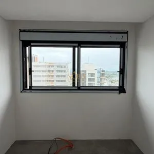 Apartamento com 165m², 3 dormitórios, 3 suítes, 3 vagas no Vanguard em Torres para Comprar