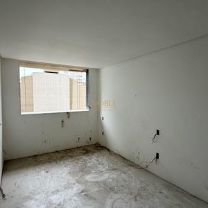 Apartamento com 116m², 3 dormitórios, 1 suíte, 2 vagas no Sun Haus em Torres para Comprar