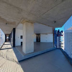 Apartamento com 130m², 4 dormitórios, 4 suítes, 2 vagas no Mirage em Torres para Comprar