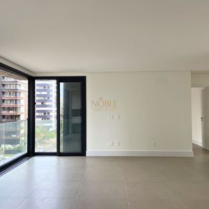 Apartamento com 108m², 3 dormitórios, 1 suíte, 2 vagas no Urban em Torres para Comprar