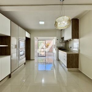 Sobrado com 101m² e 2 dormitórios no bairro Montanha em Lajeado para Comprar ou Alugar