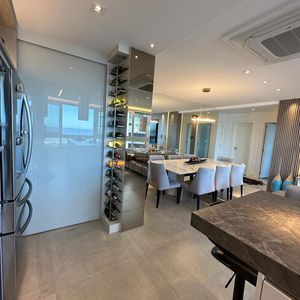 Apartamento com 94m², 2 dormitórios, 2 suítes, 2 vagas no Dall'acqua em Torres para Comprar