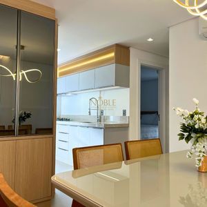 Apartamento com 77m², 2 dormitórios, 2 suítes, 1 vaga no Praça Quatro em Torres para Comprar