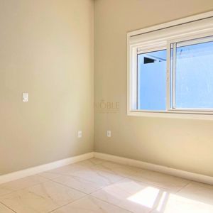 Casa com 70m², 3 dormitórios, 1 suíte, 1 vaga no bairro Novo Passo em Passo de Torres para Comprar