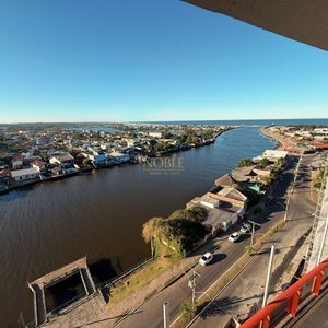 Apartamento com 163m², 3 dormitórios, 1 suíte, 1 vaga no Mar Azul em Torres para Comprar