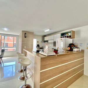 Apartamento com 120m², 4 dormitórios, 1 suíte, 2 vagas no Michelângelo em Torres para Comprar