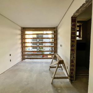 Apartamento com 210m², 4 dormitórios, 4 suítes, 3 vagas no Vanguard em Torres para Comprar