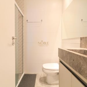 Apartamento com 128m², 3 dormitórios, 1 suíte, 2 vagas no Casa Carmel em Torres para Comprar