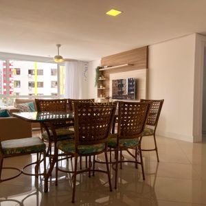 Apartamento com 89m², 2 dormitórios, 1 suíte, 1 vaga no Michelângelo em Torres para Comprar