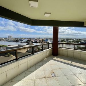 Apartamento com 167m², 3 dormitórios, 1 suíte, 1 vaga no Casa Blanca em Torres para Comprar