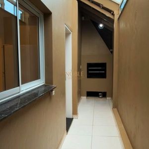 Sobrado com 127m², 3 dormitórios, 1 suíte, 1 vaga no Ilhas Travertino em Torres para Comprar