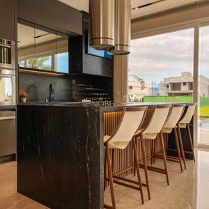 Casa de Condomínio com 432m², 4 dormitórios, 3 suítes, 2 vagas no Reserva das Águas em Torres para Comprar