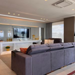 Apartamento com 296m², 4 dormitórios, 4 suítes, 3 vagas no Infinity Ocean em Torres para Comprar