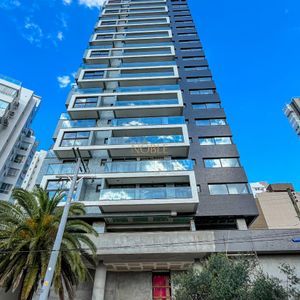 Apartamento com 89m², 2 dormitórios, 1 suíte, 2 vagas no Vista Mare em Torres para Comprar