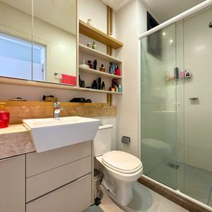 Sobrado com 93m², 2 dormitórios, 2 suítes, 1 vaga no bairro Morada das Palmeiras em Torres para Comprar