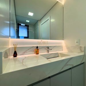 Apartamento com 88m², 2 dormitórios, 2 suítes, 1 vaga no LONDON em Torres para Comprar