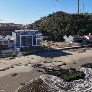 Apartamento com 139m², 2 dormitórios, 2 suítes, 2 vagas no Aura em Torres para Comprar