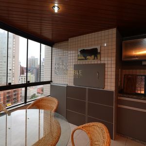 Apartamento com 157m², 3 dormitórios, 1 suíte, 2 vagas no Torre do Sol em Torres para Comprar