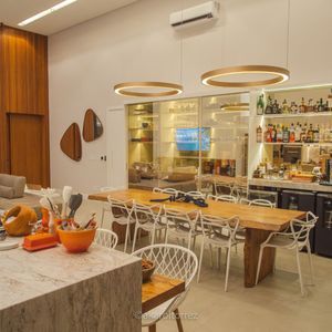 Casa de Condomínio com 200m², 4 dormitórios, 4 suítes, 2 vagas no Ocean Side em Torres para Comprar