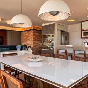 Apartamento com 130m², 3 dormitórios, 1 suíte, 2 vagas no Caravaggio em Torres para Comprar