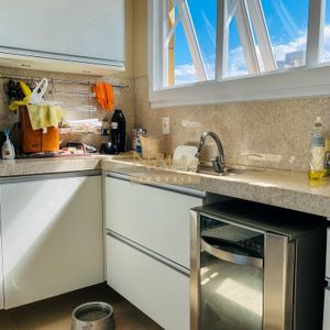 Apartamento com 152m², 3 dormitórios, 2 suítes, 1 vaga no Pousada do Sol em Torres para Comprar