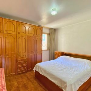 Apartamento com 82m², 2 dormitórios, 1 vaga no Edifício Dona Emília em Torres para Comprar