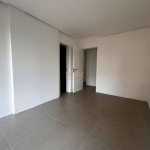 Apartamento com 109m², 3 dormitórios, 1 suíte, 2 vagas no Urban em Torres para Comprar