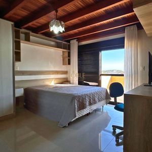 Cobertura com 249m², 3 dormitórios, 2 suítes, 3 vagas no Marechiare em Torres para Comprar