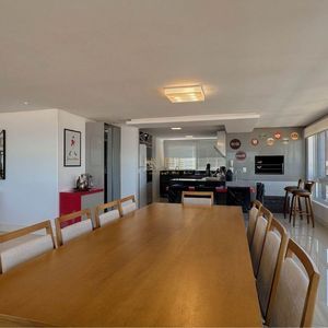 Apartamento com 240m², 4 dormitórios, 4 suítes, 3 vagas no Blue Diamond em Torres para Comprar