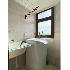 Apartamento com 65m², 2 dormitórios no Edifício Porto Seguro em Torres para Comprar