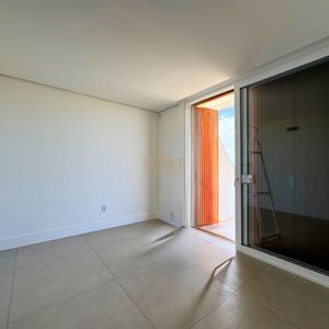 Casa de Condomínio com 280m², 4 dormitórios, 4 suítes, 2 vagas no Reserva das Águas em Torres para Comprar