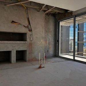 Apartamento com 196m², 3 dormitórios, 3 suítes, 3 vagas no Vanguard em Torres para Comprar