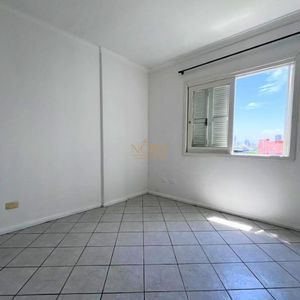 Apartamento com 140m², 3 dormitórios, 1 suíte, 1 vaga no Residencial Veneza em Torres para Comprar