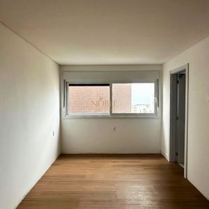 Duplex com 228m², 3 dormitórios, 3 suítes, 1 vaga no Giardino em Torres para Comprar