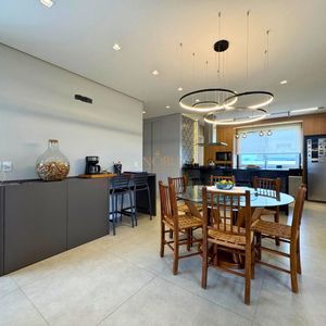 Casa de Condomínio com 435m², 4 dormitórios, 4 suítes, 4 vagas no Ocean Side em Torres para Comprar