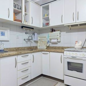 Apartamento com 125m², 2 dormitórios, 1 suíte, 1 vaga no Villa del Mar em Torres para Comprar