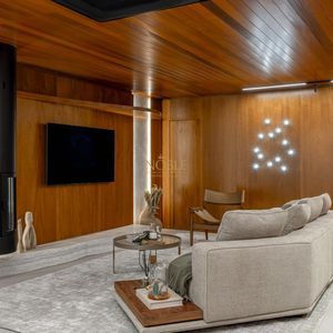 Apartamento com 207m², 3 dormitórios, 3 suítes, 3 vagas no Ares em Torres para Comprar