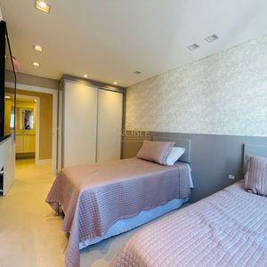 Apartamento com 130m², 3 dormitórios, 1 suíte, 2 vagas no Monterrey em Torres para Comprar
