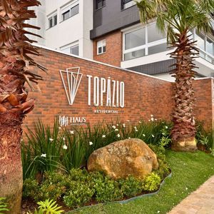 Apartamento com 72m², 2 dormitórios, 1 suíte, 1 vaga no Topazio em Torres para Comprar