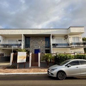 Pousada, 8 dormitórios, 3 suítes, 7 vagas no bairro Praia da Cal em Torres para Comprar