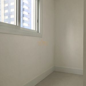 Apartamento com 130m², 3 dormitórios, 1 suíte, 2 vagas no Monterrey em Torres para Comprar