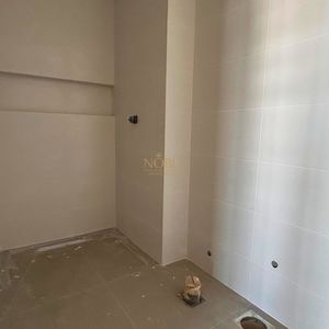 Duplex com 84m², 2 dormitórios, 2 suítes, 1 vaga no Punta Del Sole em Torres para Comprar