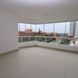Apartamento com 85m², 2 dormitórios, 1 suíte, 1 vaga no Torres Elegance em Torres para Comprar