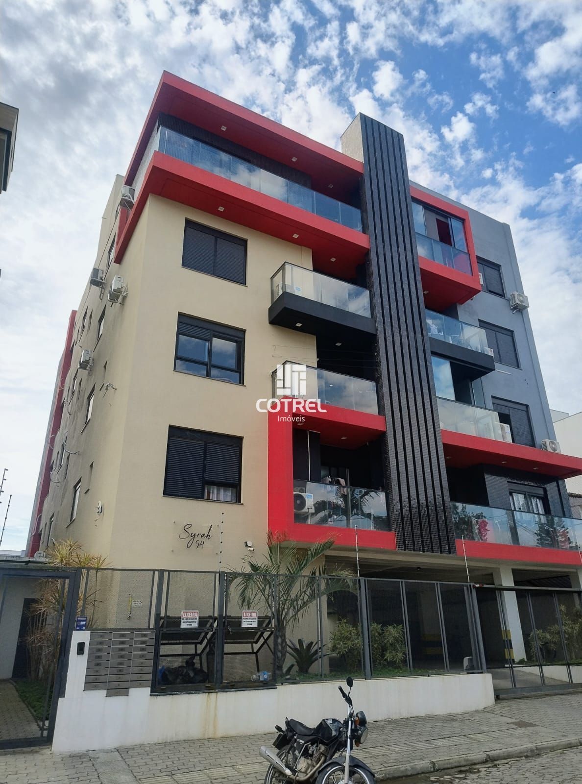 Apartamento Semimobiliado para Locação 1 dormitório no bairro Camobi em Santa Ma