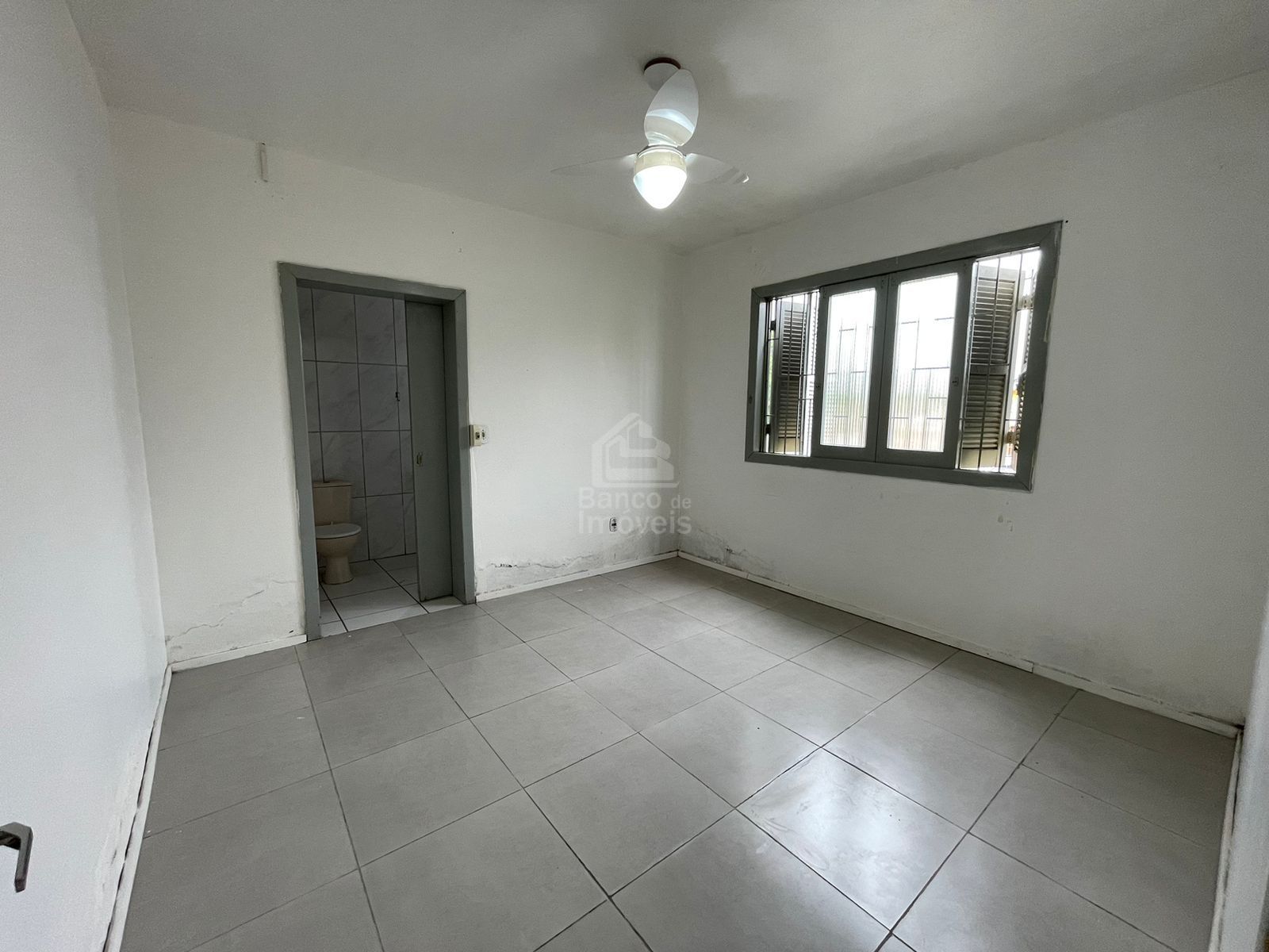 Casa para alugar com 3 quartos, 100m² - Foto 6