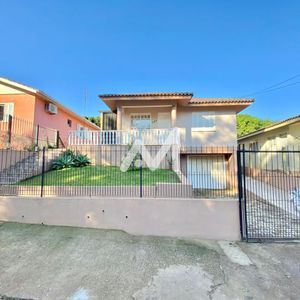 Casa com 175m² e 3 dormitórios no bairro Montanha em Lajeado para Comprar
