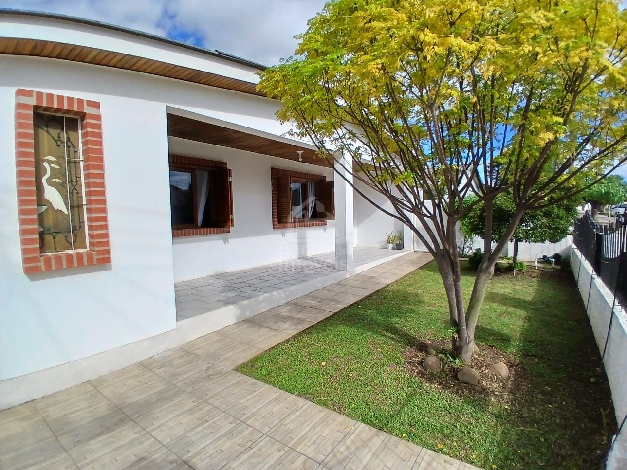 Casa, 3 quartos, 130 m² - Foto 1